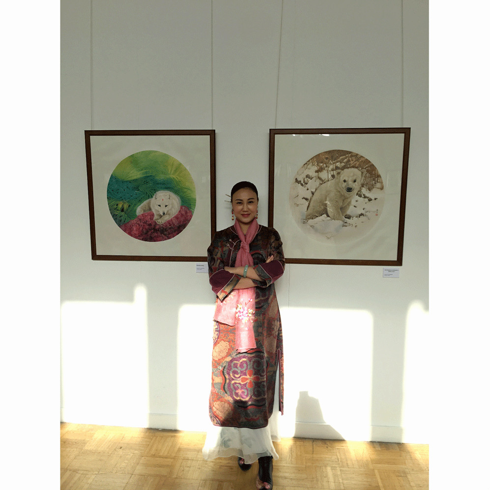 姚霁月受邀参加中俄工笔画展